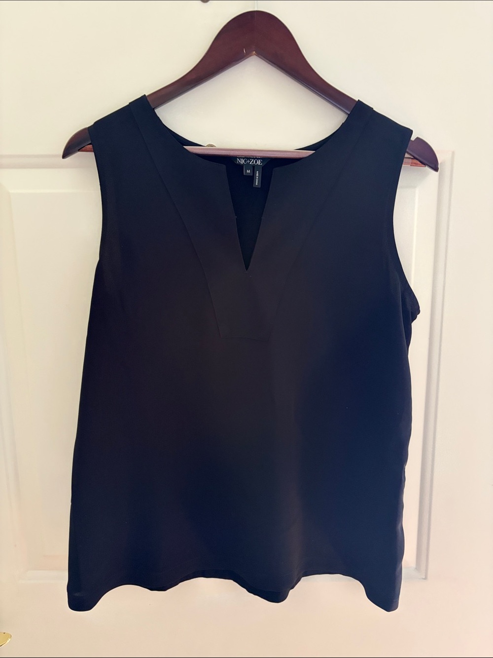 NIC+ZOE Black Sleeveless V-Notch Camisole